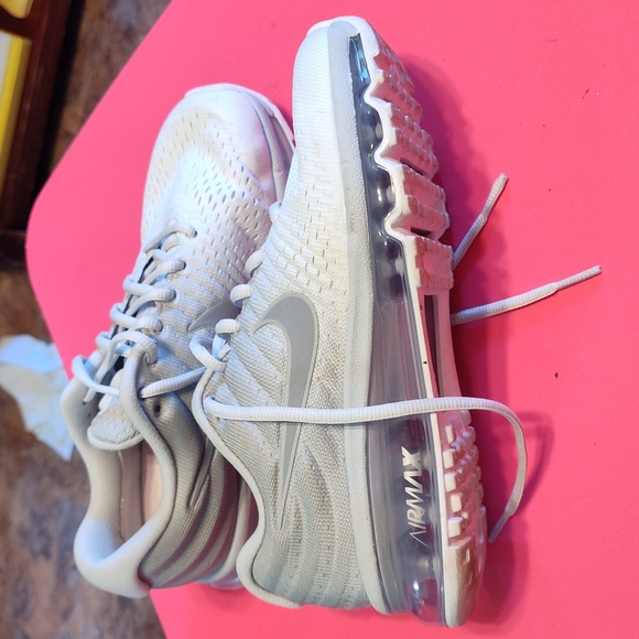 Nike Grey Wolf Airmax - Picture 3 of 4